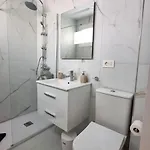 Spring طوستا ديل سيلونثيو